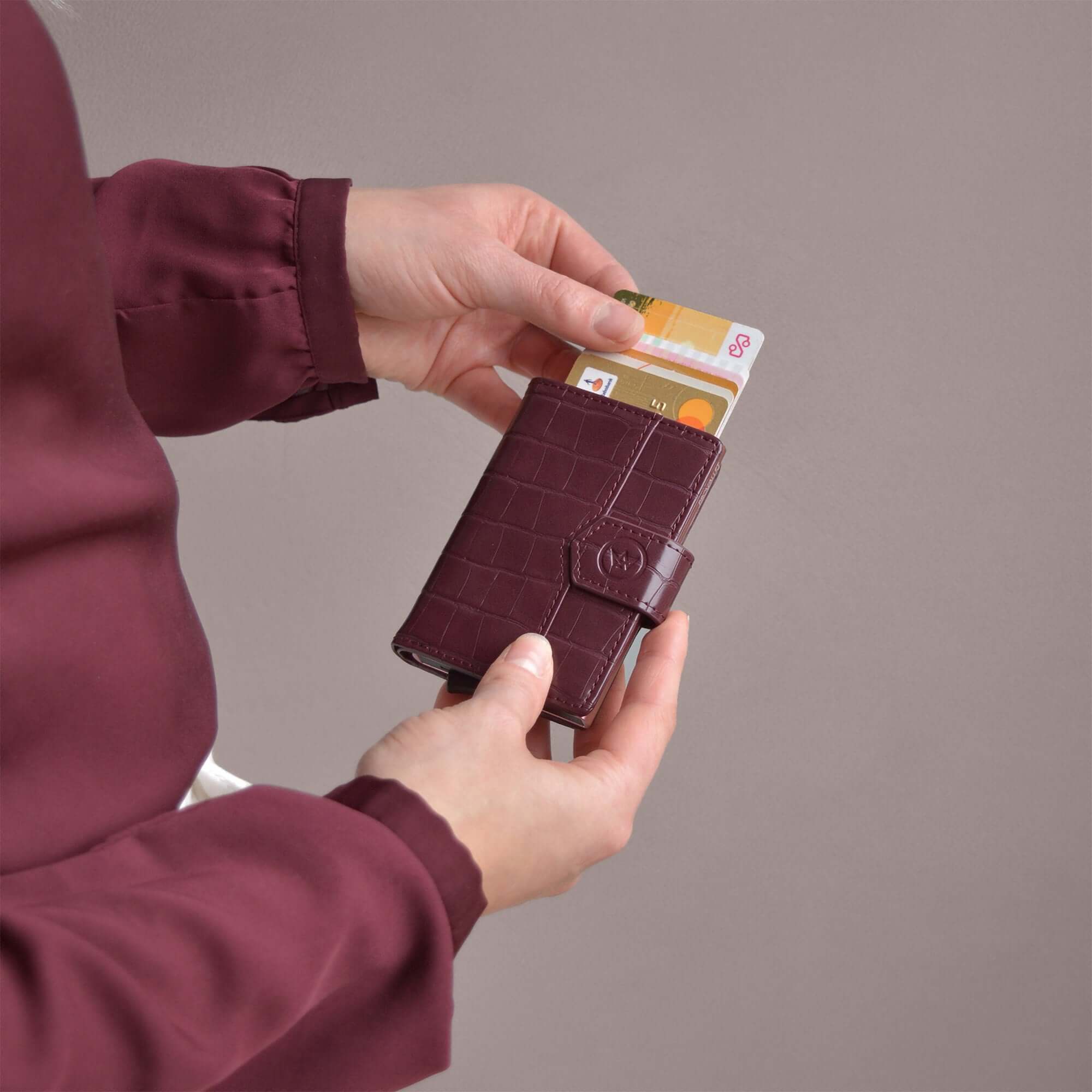 Prowallet pasjeshouders dames Plus Croco bordeaux model pasjes