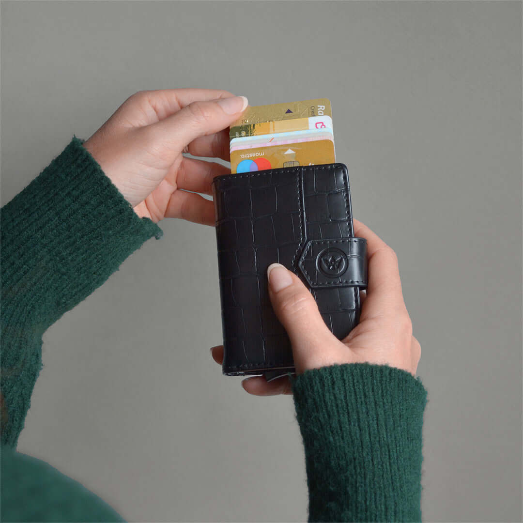 Prowallet pasjeshouders dames Plus Croco zwart model